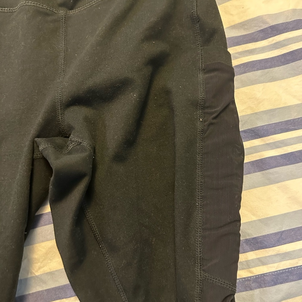 Fabletics Black Structured Leggings for Versatile Wear